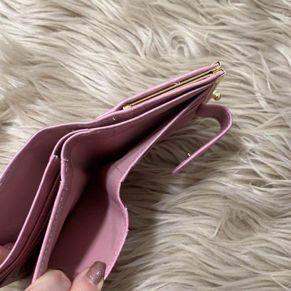 COPY - Buxton Pink Wallet - Picture 4 of 6